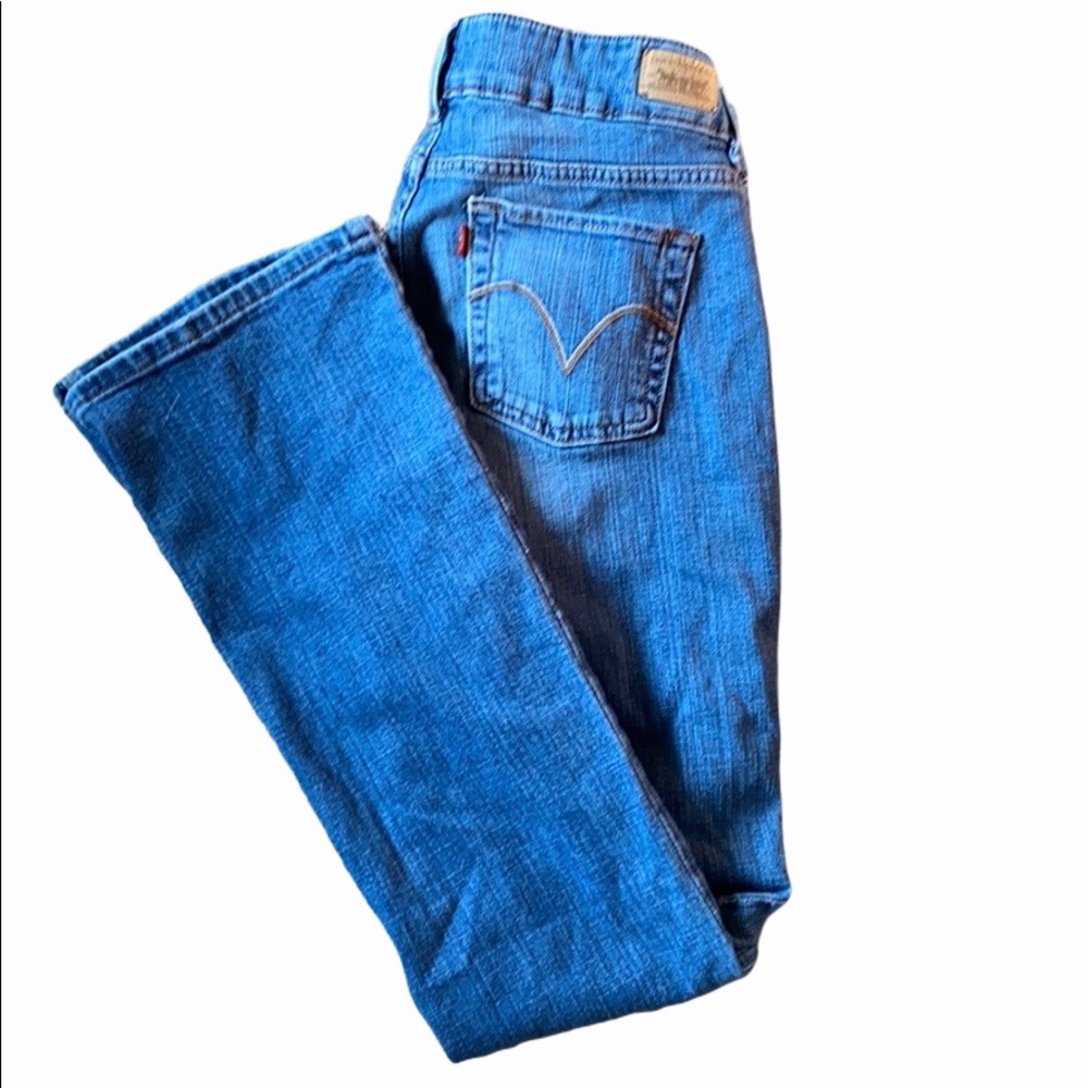 SIZE 6 Levis 526 slender bootcut jeans